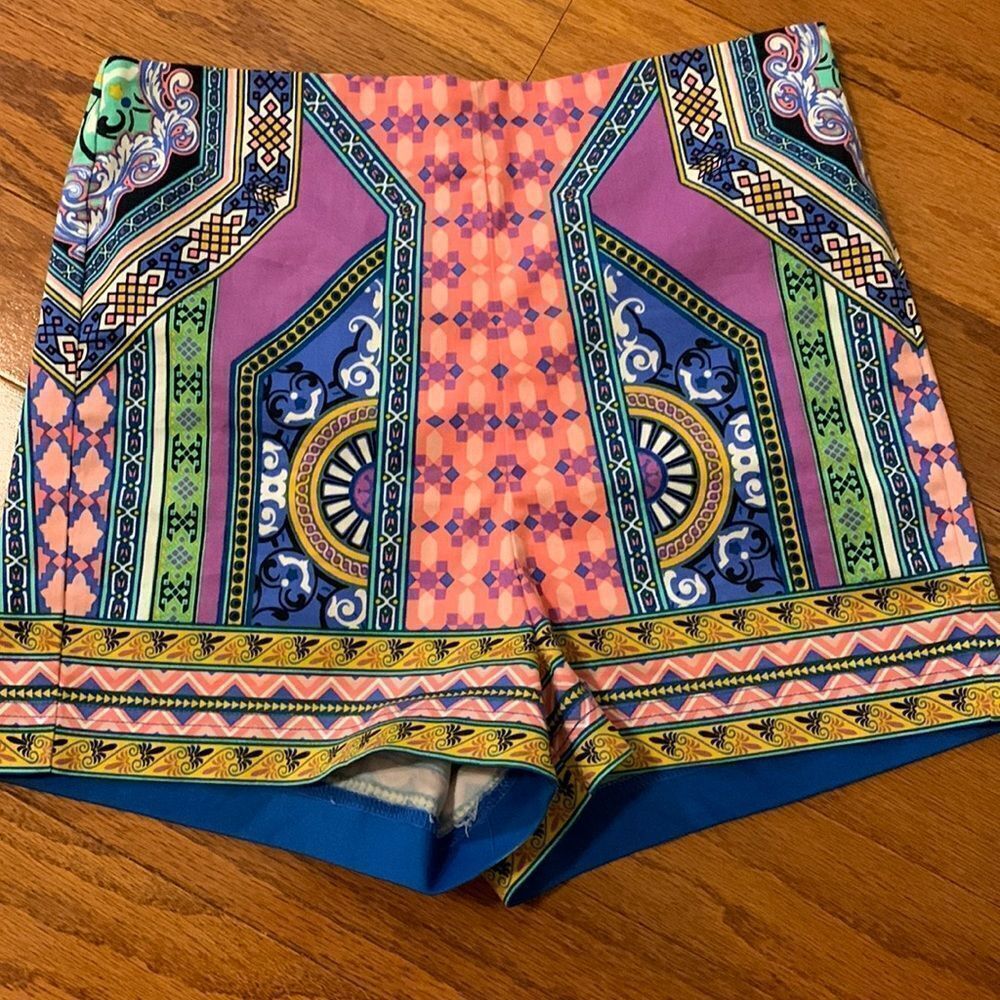 Anthropologie Flying Tomato high waist stretchy shorts colorful & so adorable